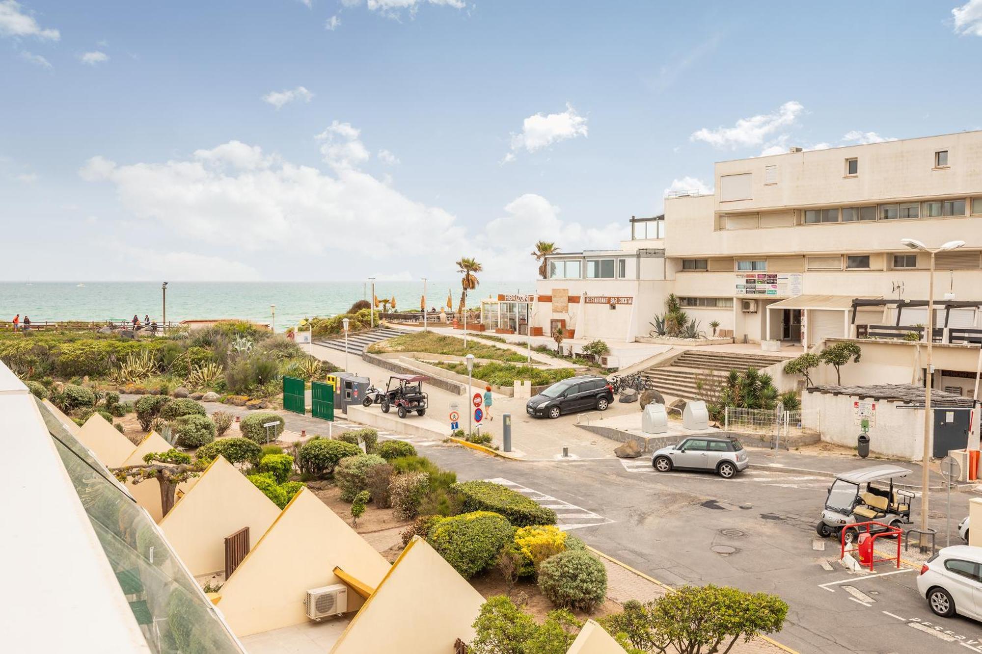 Addict Heliopolis Lägenhet Agde Exteriör bild